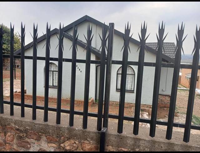 3 BEDROOM PROPERTY TO RENT IN ZAKARIYYA PARK